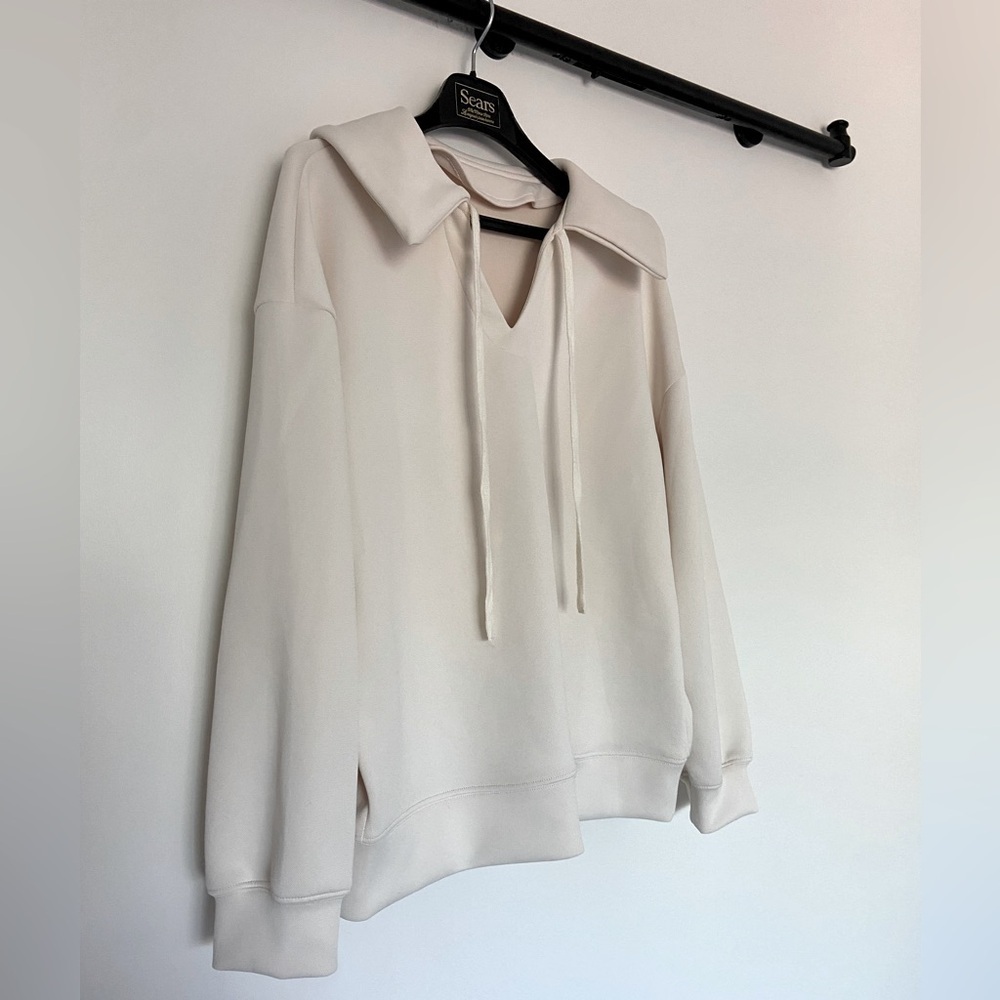 💖 2 for $20💖  Oversized bib collar sweater​ - Picture 2 of 9